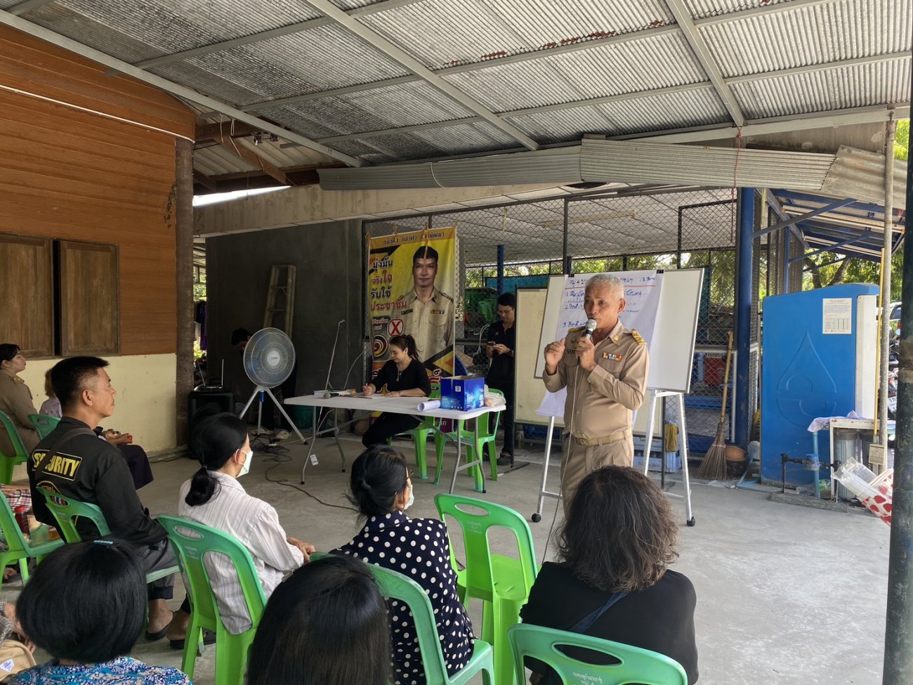 ลงพื้นที่ดำเนินงานประชาคมหมู่บ้าน เพื่อจัดทำแผนพัฒนาท้องถิ่น ฉบับที่ 3 ( พ.ศ 2571-2575) ณ ศาลาประชาคม หมู่ที่ 4 ตำบลบางสะแก